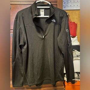 Black north face quarter zip, size large